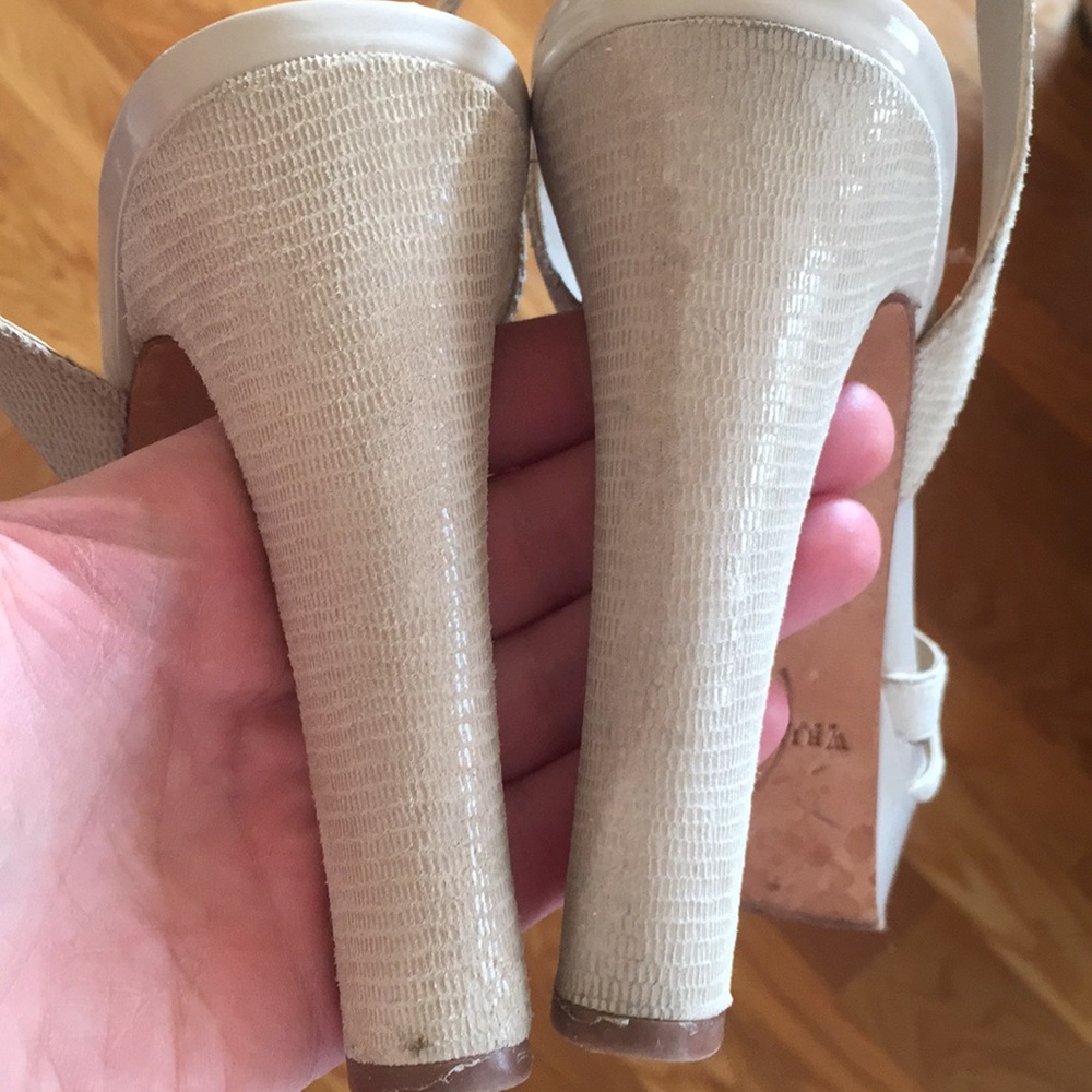 WHBM Cream leather outsole heels - Picture 5 of 5